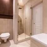 Luxurious & 2bd For 4 Apartamento *