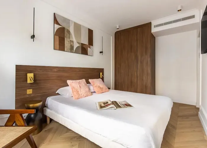 Luxurious & 2bd For 4